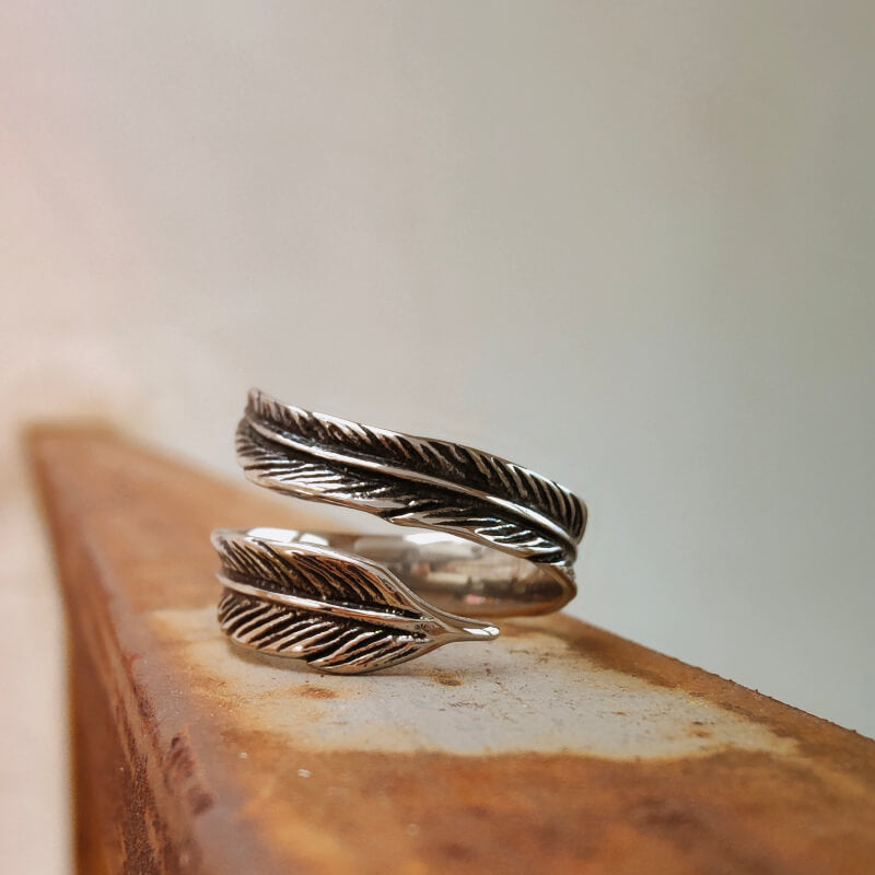 Retro Feather Steel Women Ring
