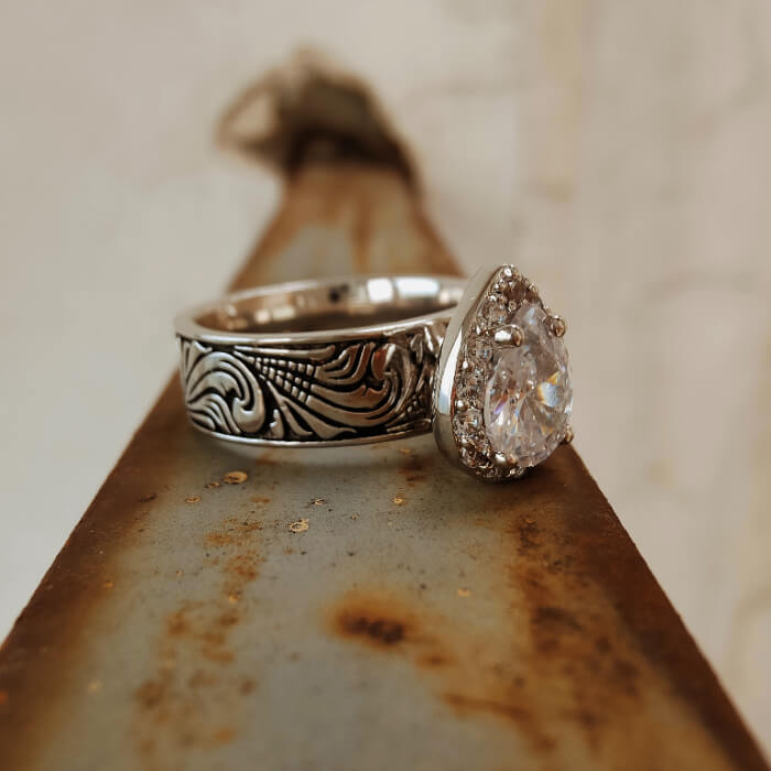 Women Flower Pear Cut Western Diamond Ring