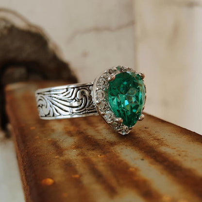 Green Flower Pear Cut Western Wedding Rings for Her