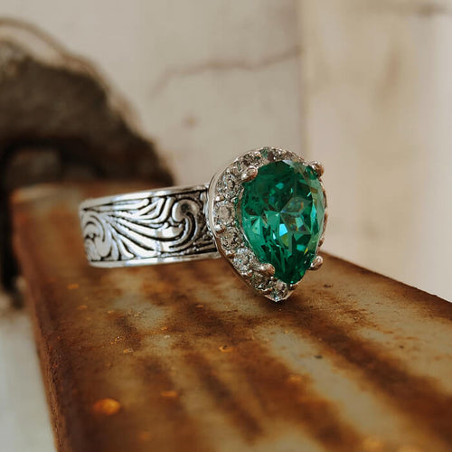 Green Flower Pear Cut Western Wedding Rings for Her