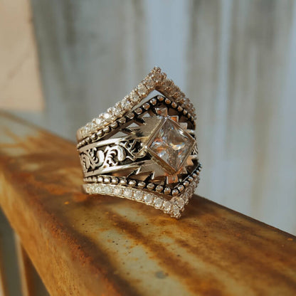 3pc Western Symbol Princess Diamond Engraved Wedding Rings