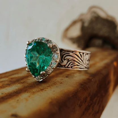 Green Flower Pear Cut Western Wedding Rings for Her