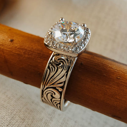 7mm Western Round Engagement Ring With Diamond Halo