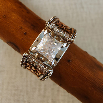 Retro Two- Color Flower Wide Band Square Diamond Ring