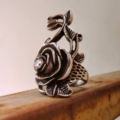 Women Flower  Western Retro Plant Diamond Ring