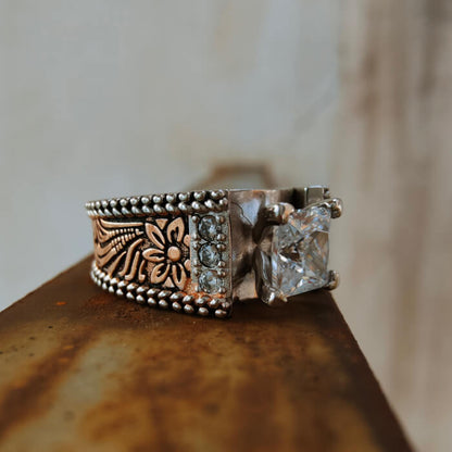 Retro Two- Color Flower Wide Band Square Diamond Ring