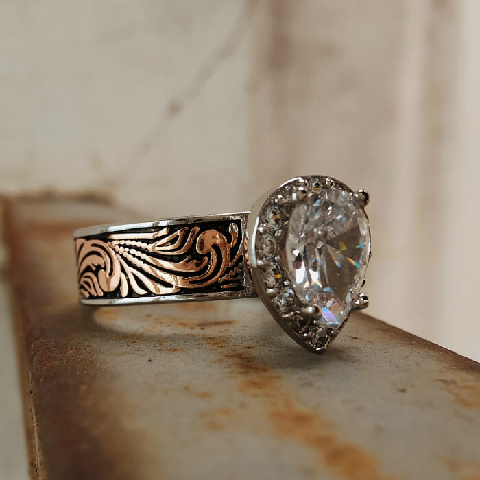 FLower Engraved  Pear Diamond Western Rose Gold Rings for Women