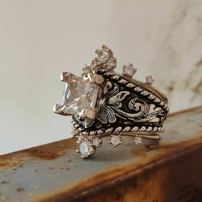 3PC Crown Ring Set – Square Cut Engagement Ring with Vintage Western Detailing