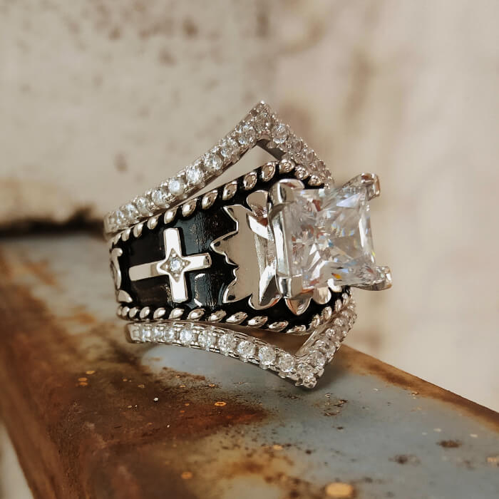 Western Cross Ring with Square Cut Stone – Vintage Gothic Cowboy Jewelry