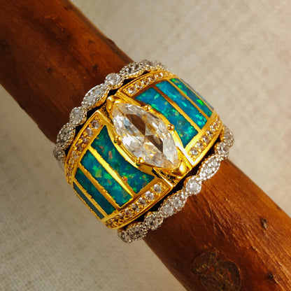 Luxury 18K Gold Opal Engagement Ring