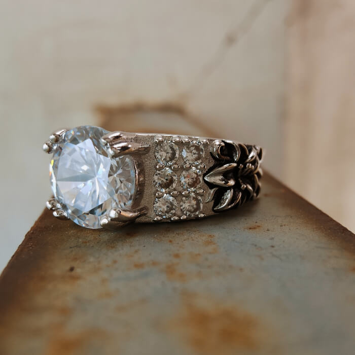 Lily Flower Classic Round Cut Western Wedding Ring