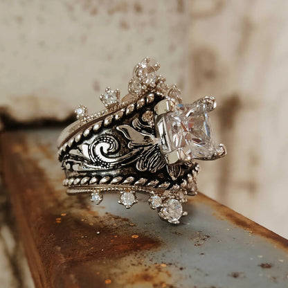 3PC Crown Ring Set – Square Cut Engagement Ring with Vintage Western Detailing