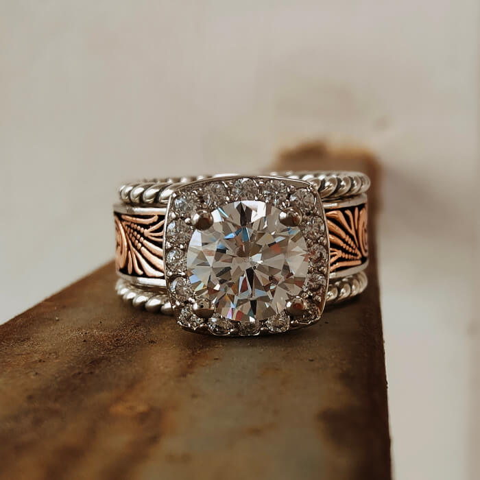 Engraved Round Diamond Rose Gold  Western Wedding Ring Sets