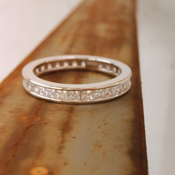 Women Stering Silver Vintage Square Diamond Inlay Stacker