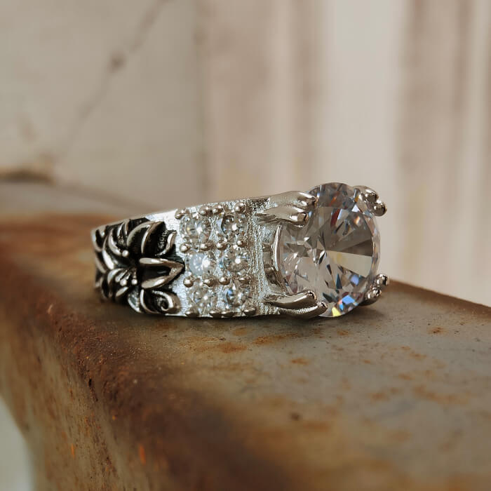 Lily Flower Classic Round Cut Western Wedding Ring