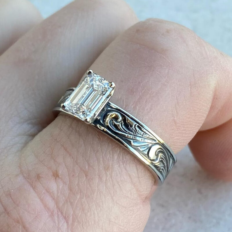 Western Emerald Zircon Engraved Women Engagement Ring