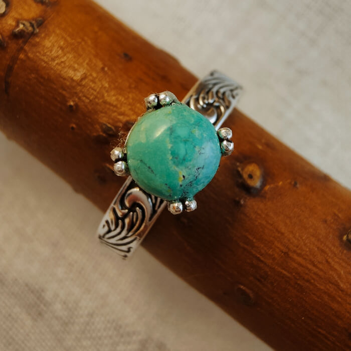 Women Flower Engraved Round Turquoise Western Ring